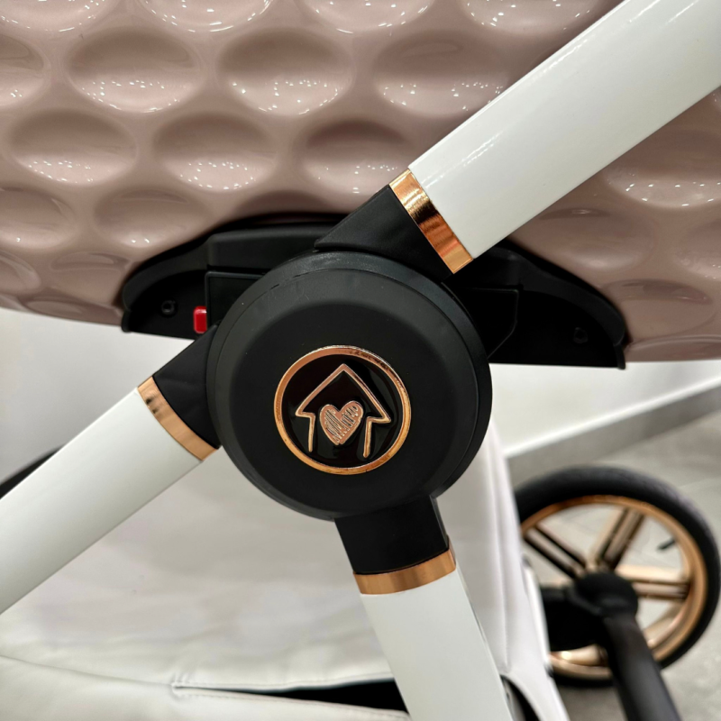 Trio ''CRYSTAL'' By Maison du Bebè col. BIANCOROSA Tel.BIANCO