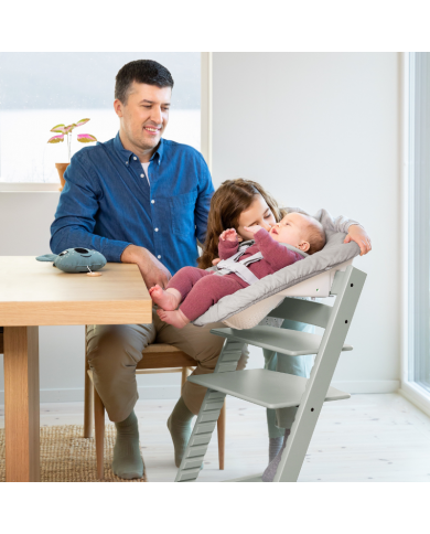 Stokke Promo Tripp Trapp Glacier green con Newborn