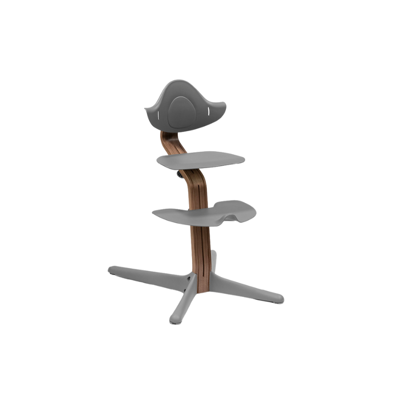 Stokke Sedia Nomi Walnut Grey con Baby Set Omaggio