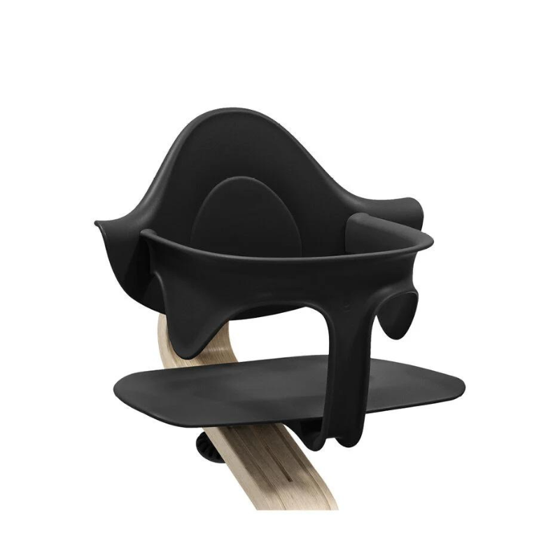 Stokke Sedia Nomi Total Black con Baby Set Omaggio